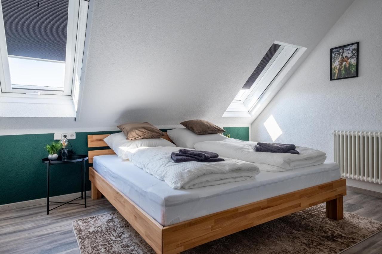 Nature Terminal Apartment - Unterwegs Zuhause Steinenbronn Eksteriør billede
